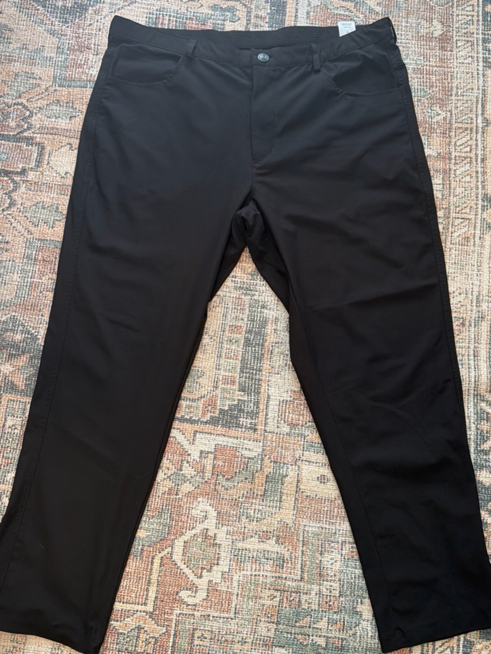 Quiksilver Men's Black Chino-Style Performance Pants